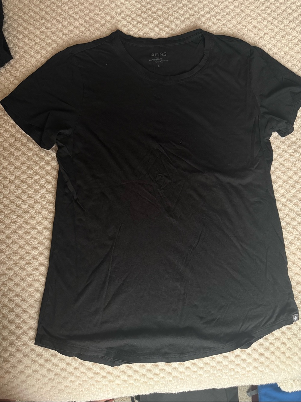 FIGS Women’s Short Sleeve Crew T-Shirt in Black